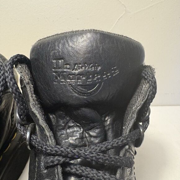 Vintage Dr. Martens Black‎ Leather Y2K Chunky Air Walk  Boot 9357  Women SZ 6 - Picture 3 of 14